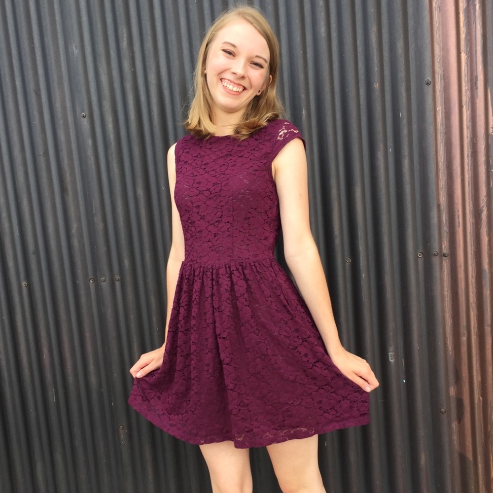 Meet your Posher, Addie